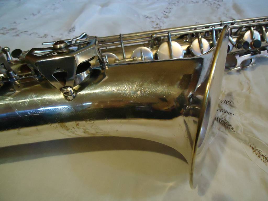 Dolnet Sax Serial Numbers